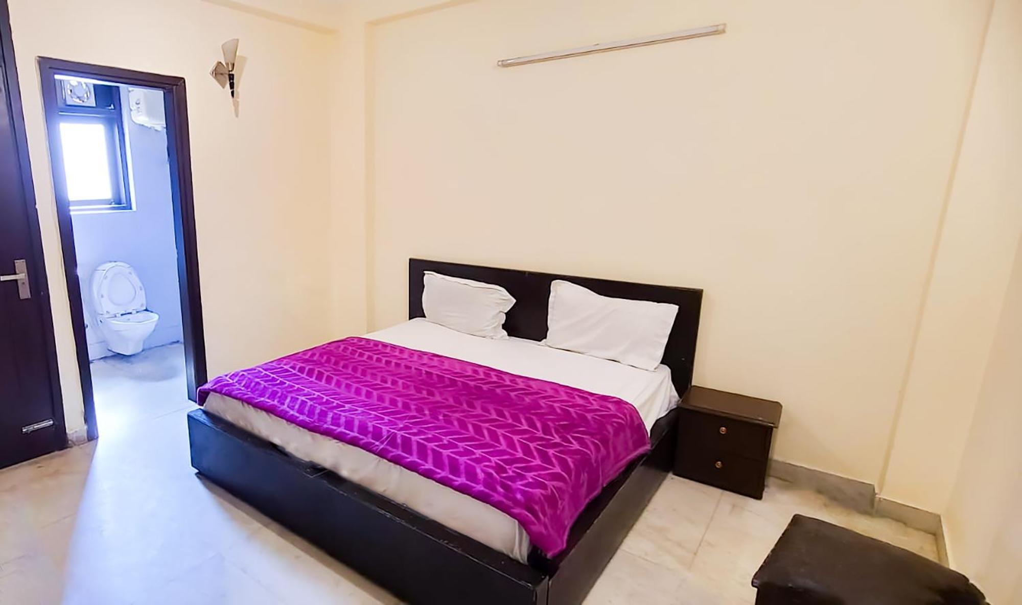 Hotel Jagannath New Delhi Bagian luar foto